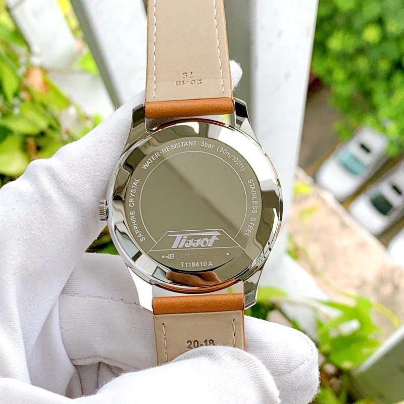 Thiết kế Tissot Quartz luôn mang lại cảm giác thoải mái