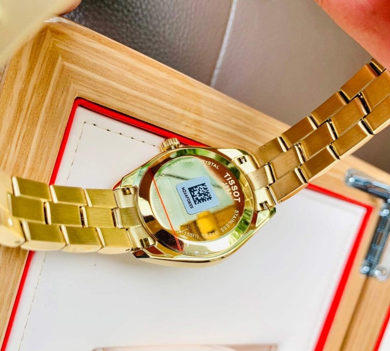 Bộ máy quartz đảm bảo sự chính xác và đáng tin cậy