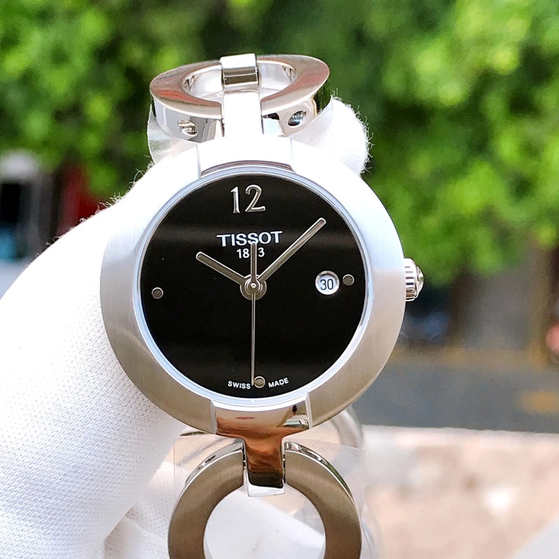 TISSOT T084.210.11.057.00
