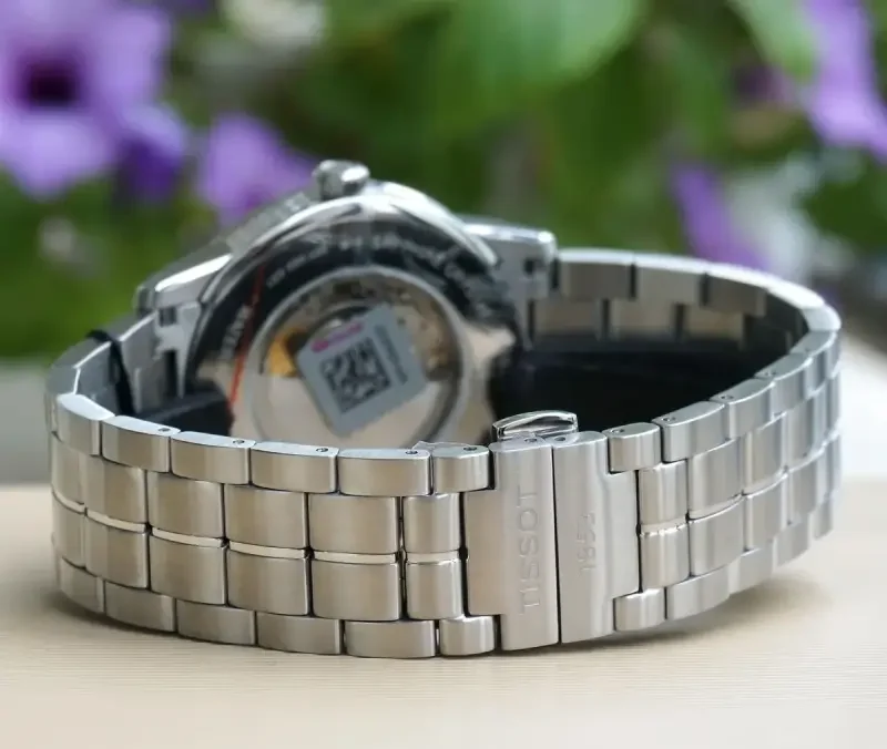 Dây làm từ thép 316L thể hiện phong cách nam tính