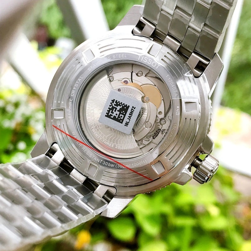 Chiếc đồng hồ khả năng dự trữ năng lượng lên đến 80 giờ.