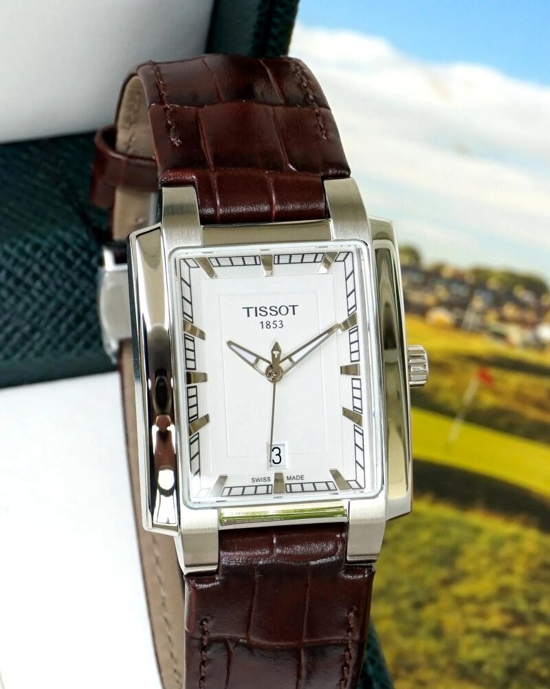 TISSOT T061.510.16.031.00