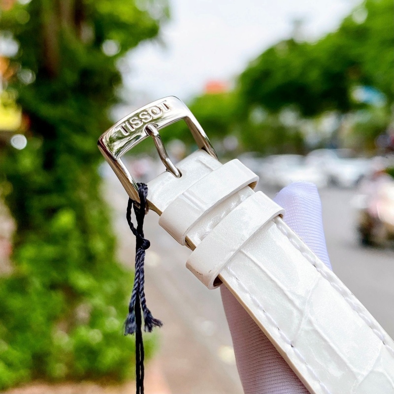 Núm vặn đồng hồ 